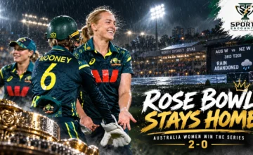 Australian women's cricketers Kim Garth and Sophie Molineux celebrate early New Zealand wickets at North Sydney Oval during the rain-abandoned third T20I on October 22, 2026.